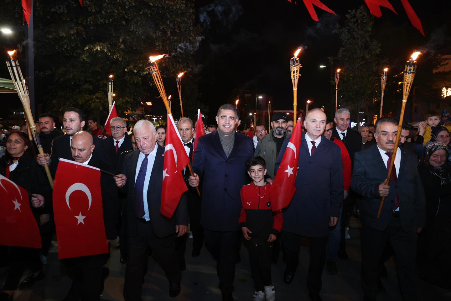 FENER ALAYINA VATANDAŞLAR DA İLGİ GÖSTERDİ!