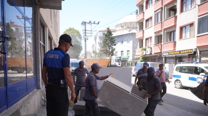 ÇEVREYİ KİRLETEN ESNAFA CEZA KESİLDİ!