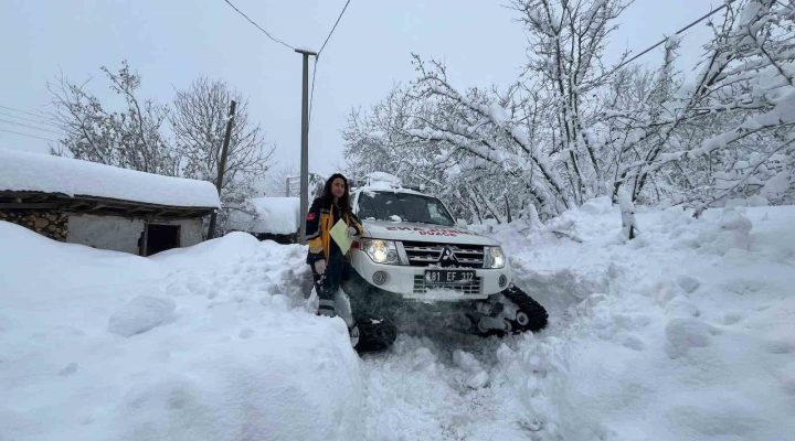 YAŞLI HASTA İÇİN PALETLİ AMBULANS DEVREYE GİRDİ!