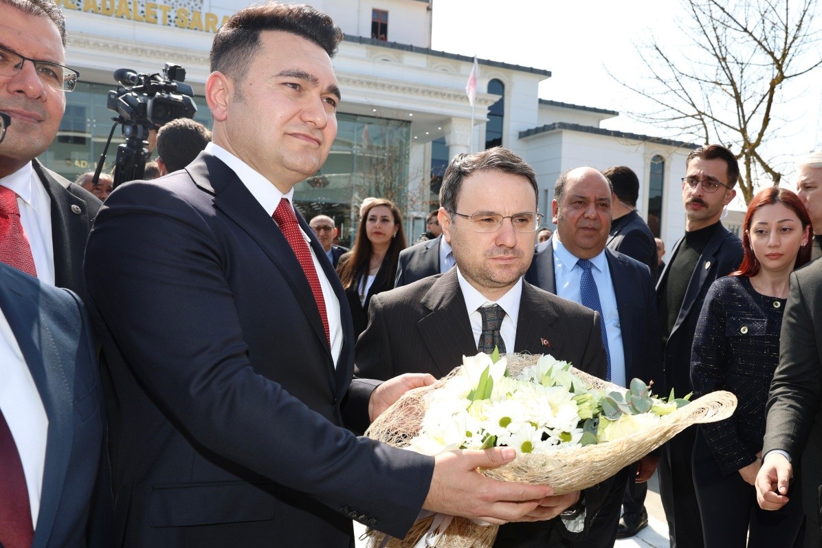 ADALET BAKANI GÜRLEK DÜZCE ADLİYESİ’Nİ ZİYARET ETTİ!